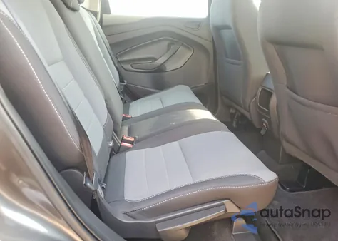 2018 Ford Escape S z USA, uszkodzony, nr VIN 1FMCU0F79JUC94333